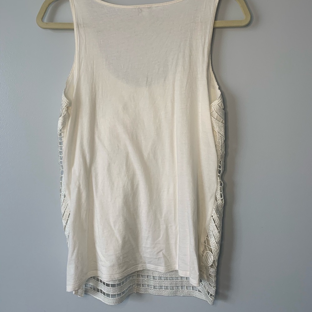 Express Crochet Tank Top - Picture 4 of 4